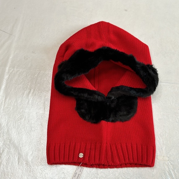 Spyder BEANIE, GLOVE, HOODED SCARF - Red - Picture 10 of 13
